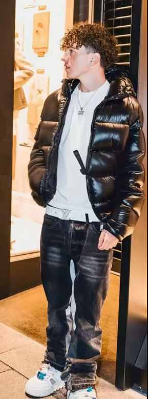 CITY NIGHTS - OUTFIT