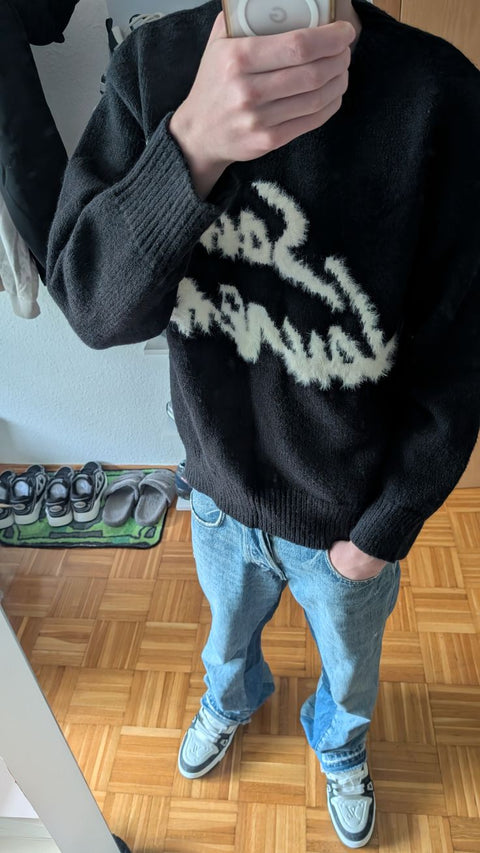 MODERN KNIT SWEATER